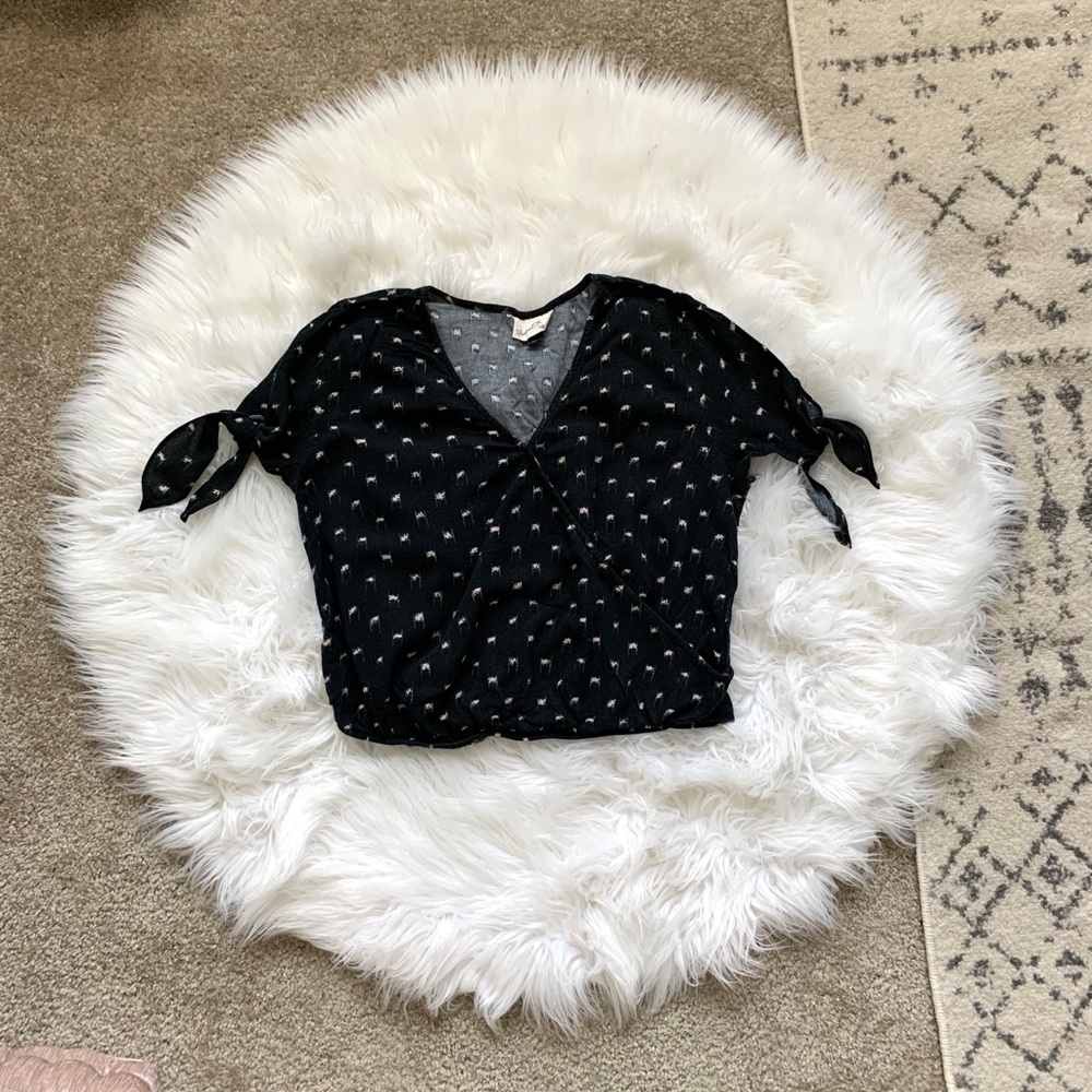 Tie Sleeve Top